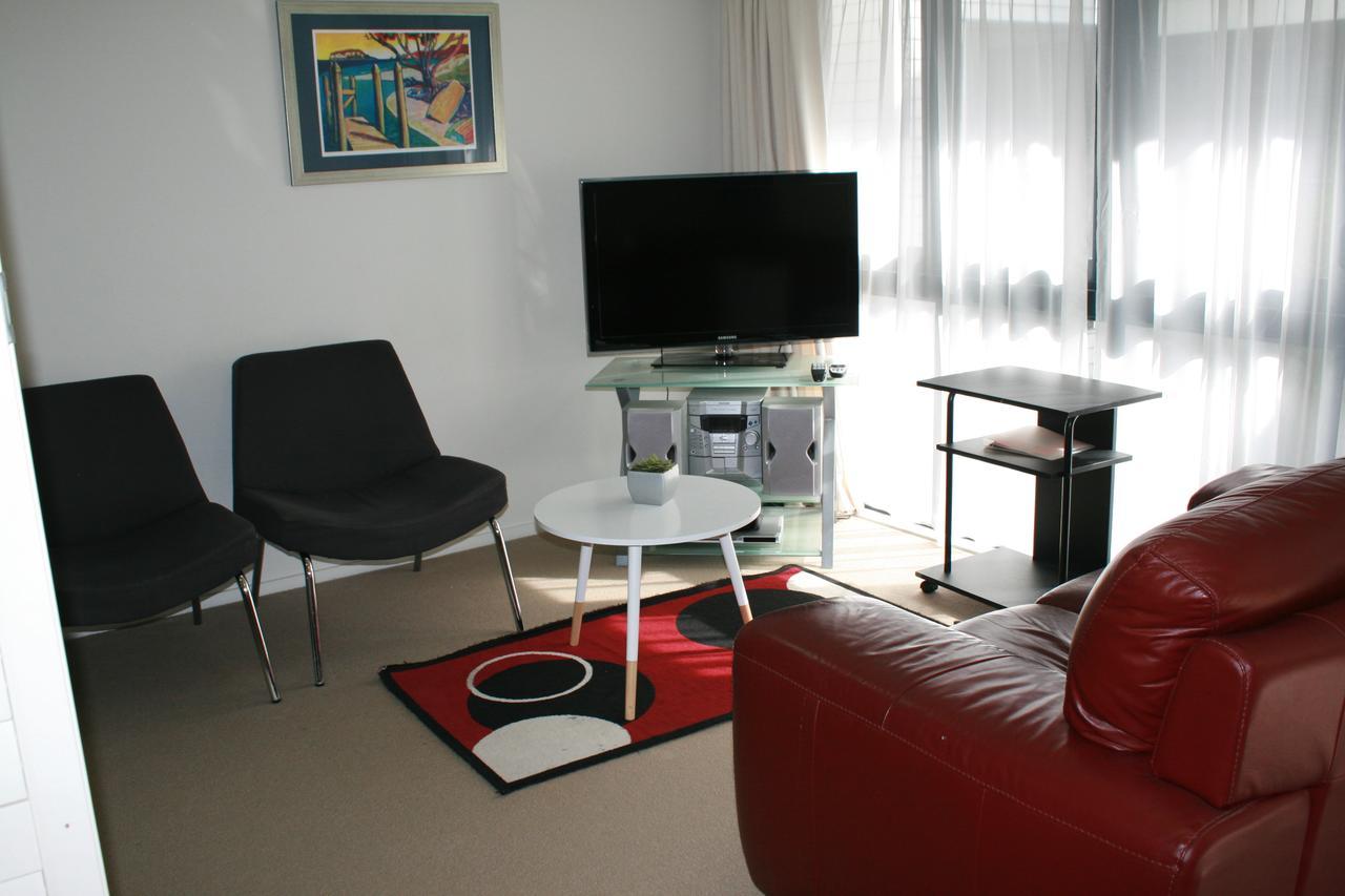 Atlas Suites And Apartments Mount Maunganui Buitenkant foto